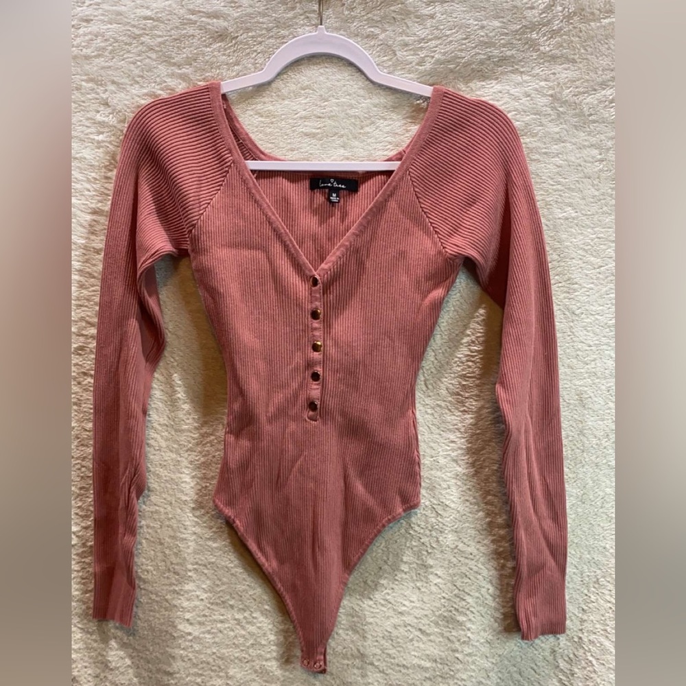 Size M. Asking $6